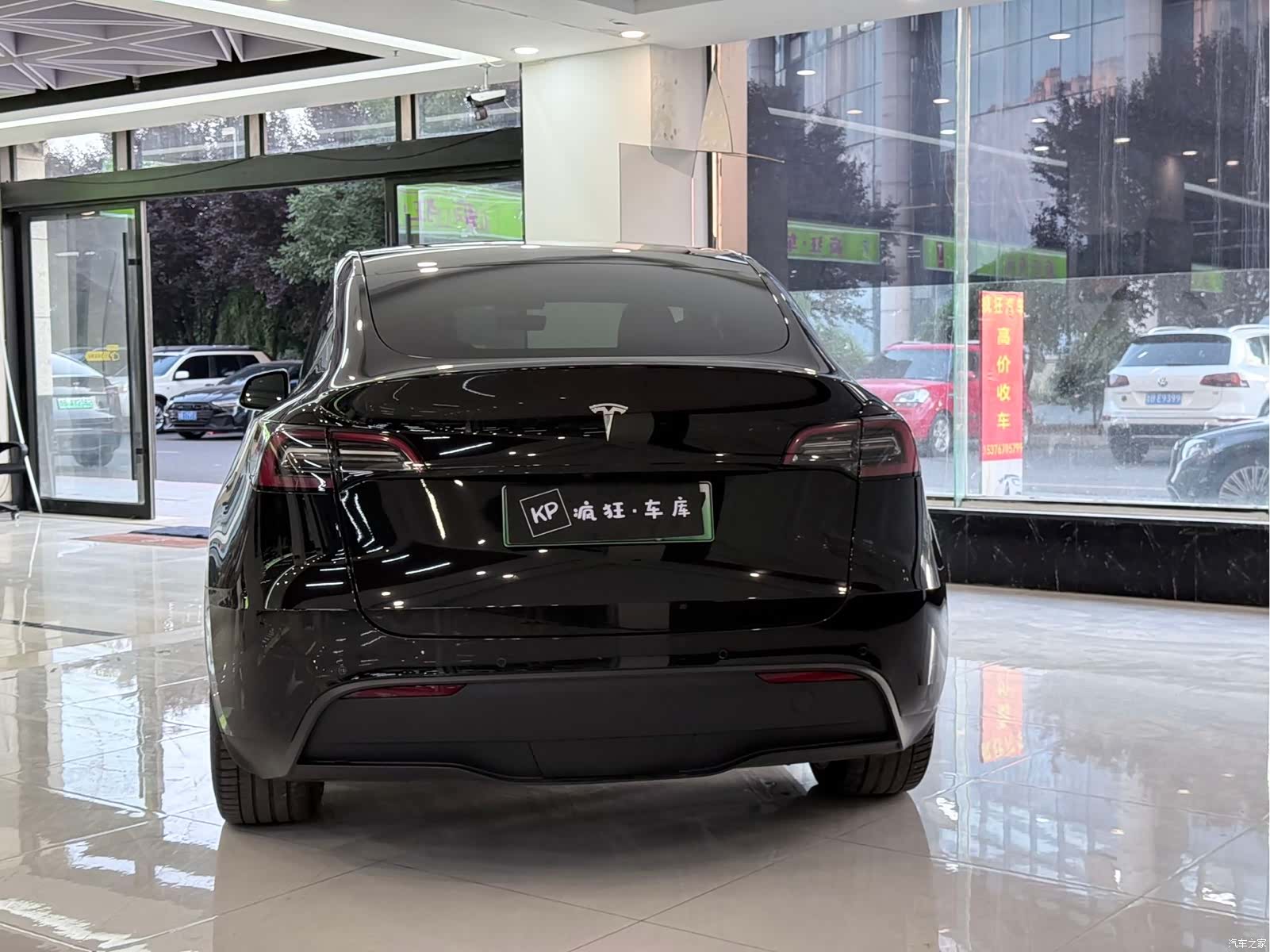 Tesla Model 3, 2023 4