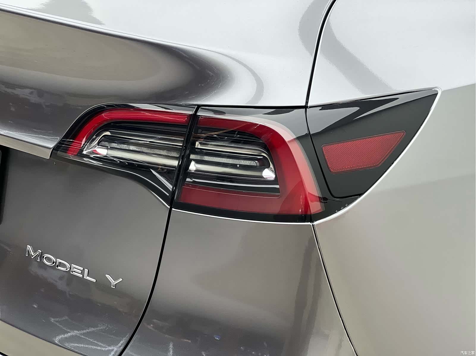 Tesla Model Y, 2021 20