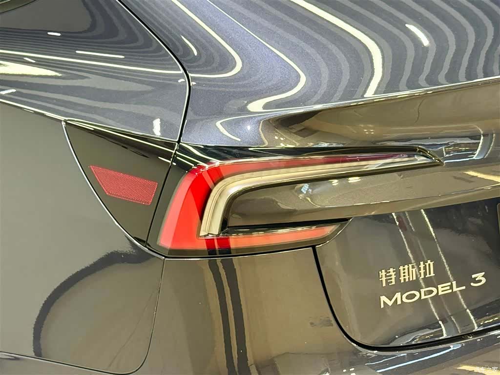Tesla Model 3, 2024 9