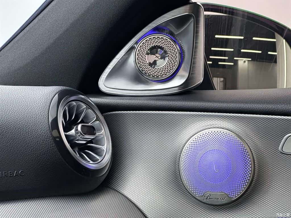 Mercedes-Benz E-Class, 2019 10