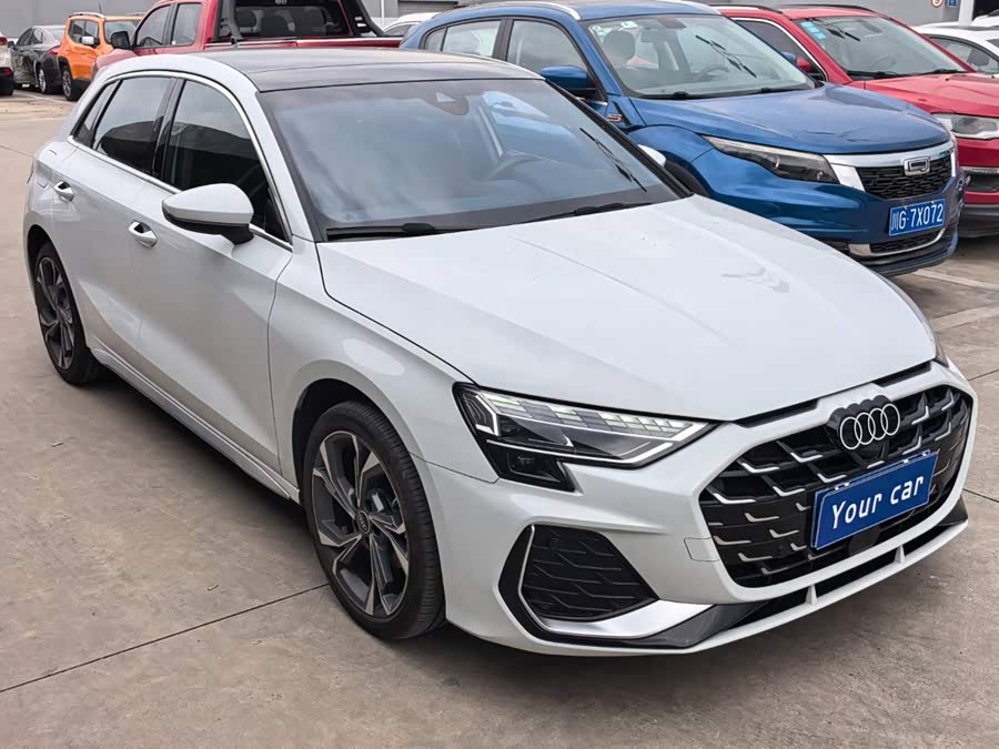 Audi A3 2025, фото 3