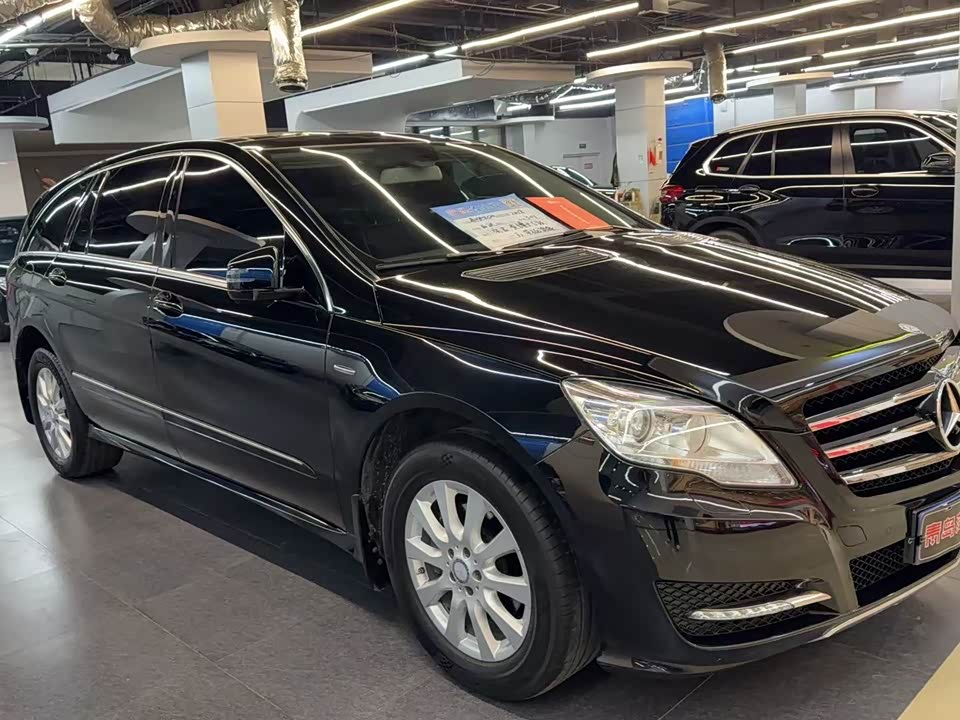 Mercedes-Benz R-class