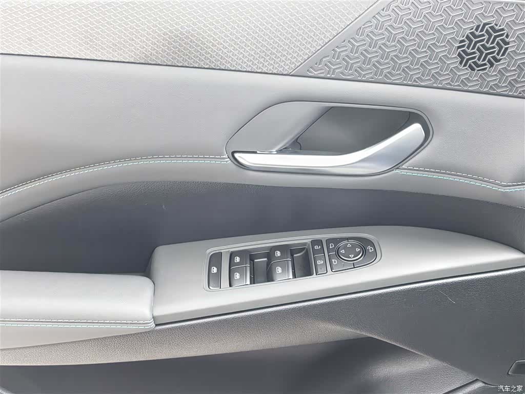 BYD Qin, 2025 14