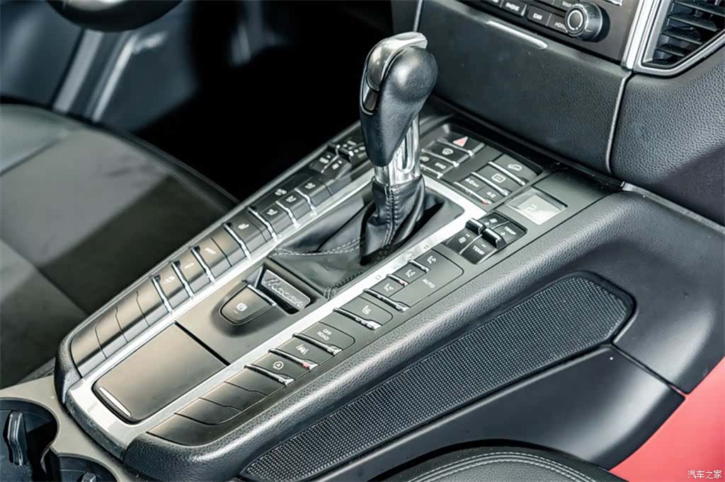 Porsche Macan, 2017 18