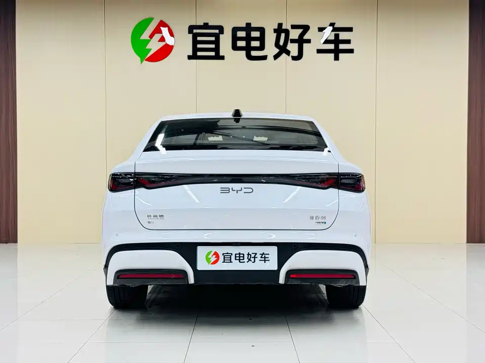 BYD Seal 06
