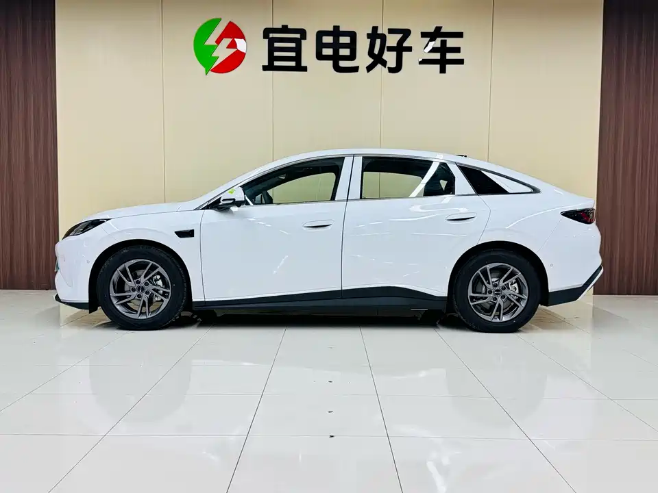 BYD Seal 06