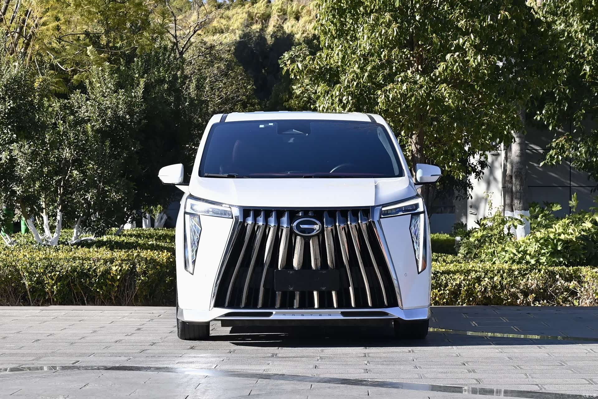 Trumpchi M8, 2023 2