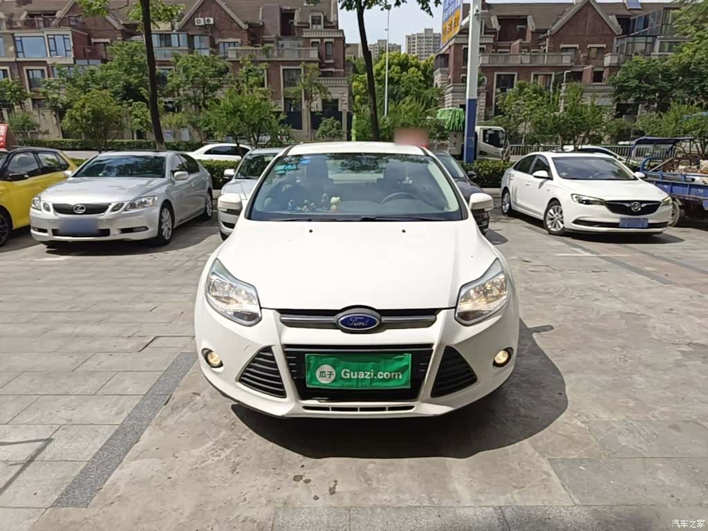 Ford Focus, 2015 3