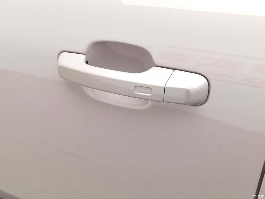 Geely Icon, 2025 18