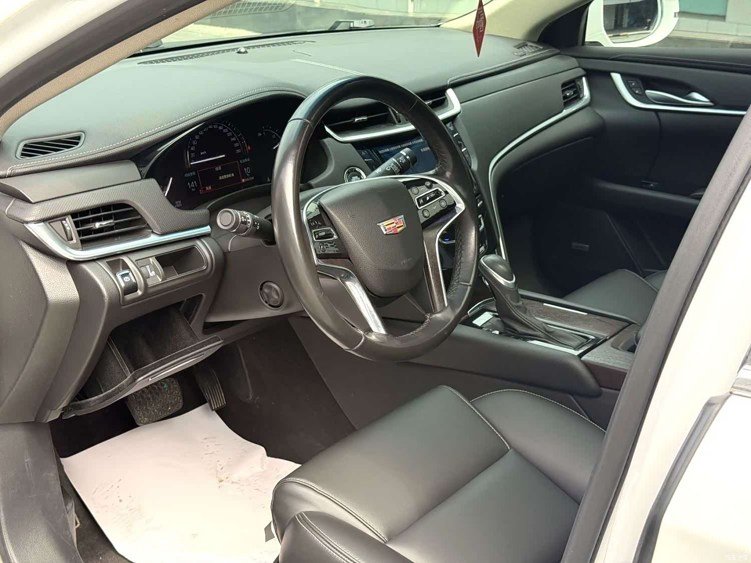 Cadillac XTS, 2019 4