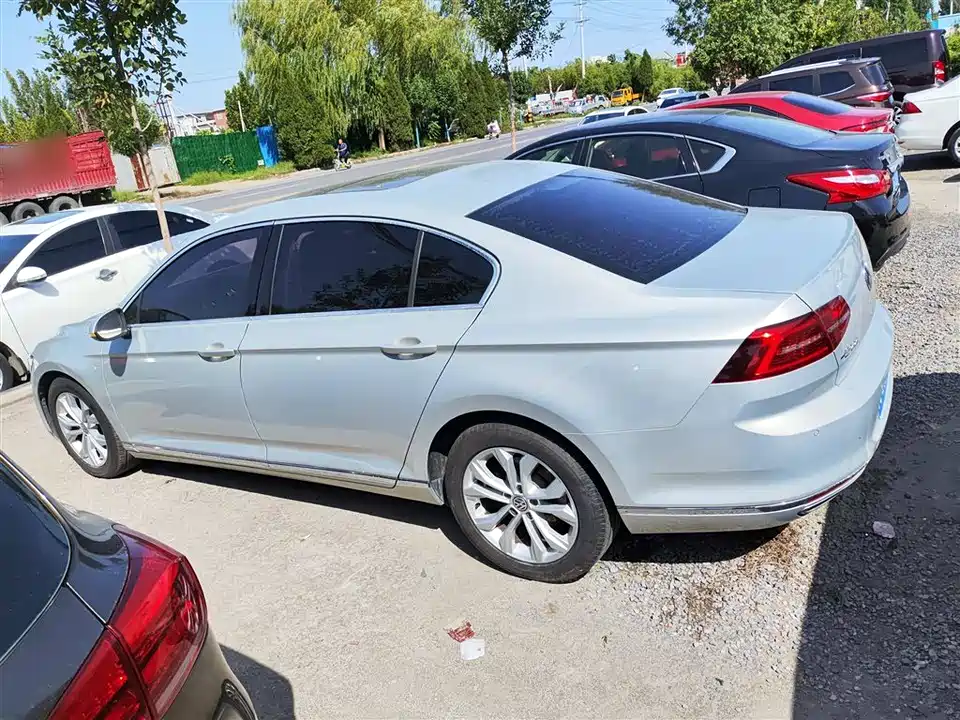 Volkswagen Magotan