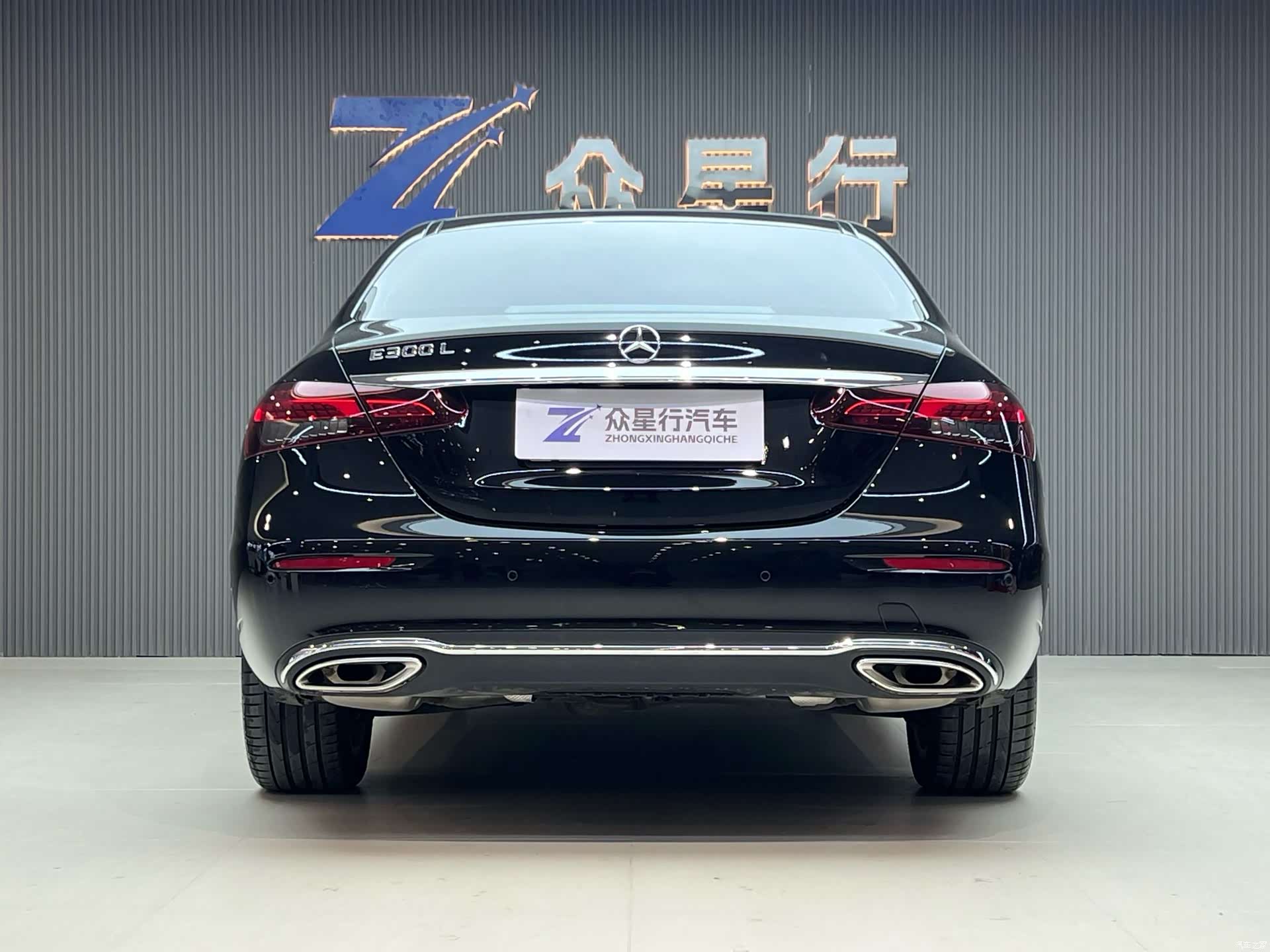 Mercedes-Benz E-Class, 2023 4