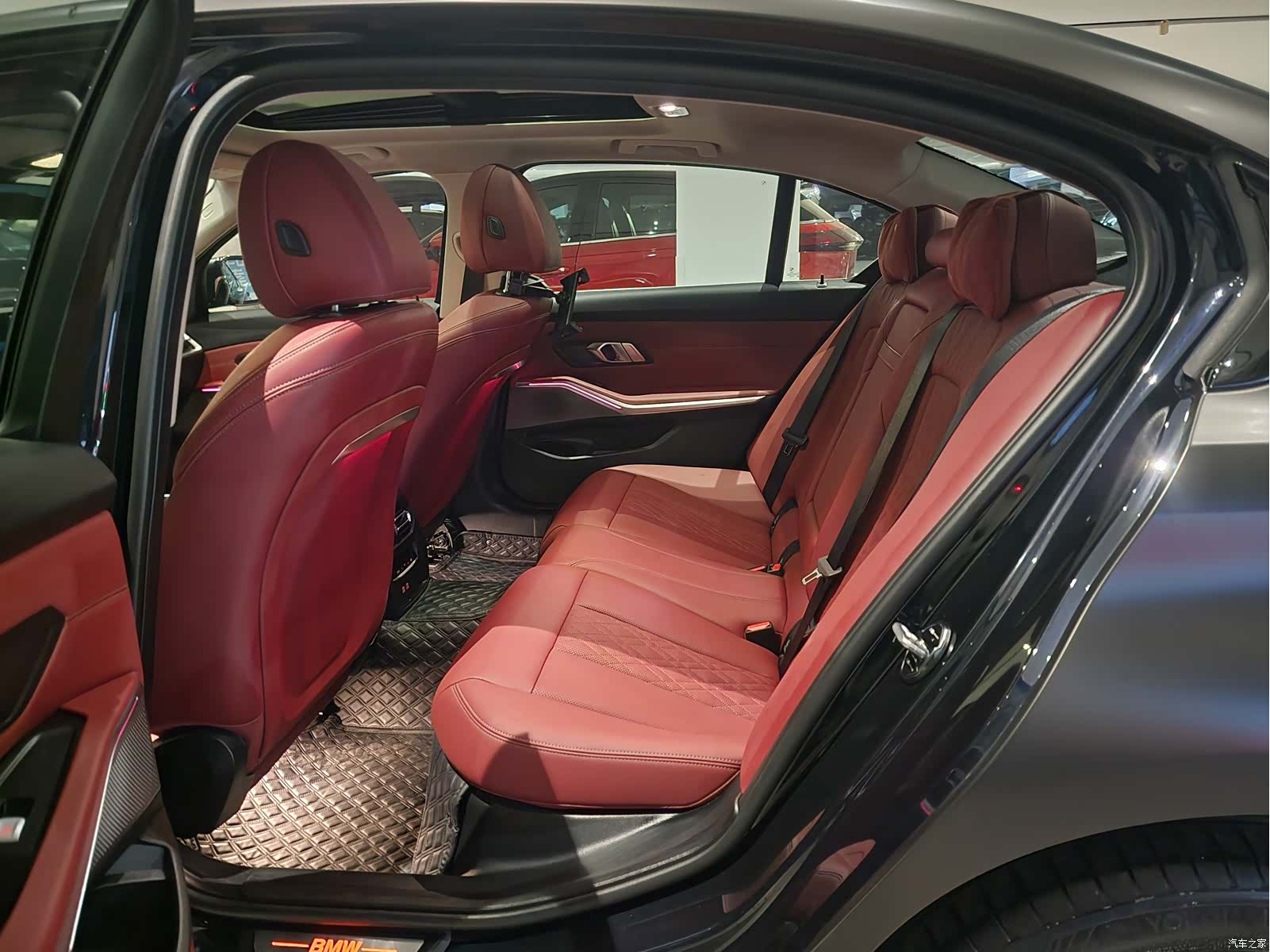 BMW i3, 2025 все фото