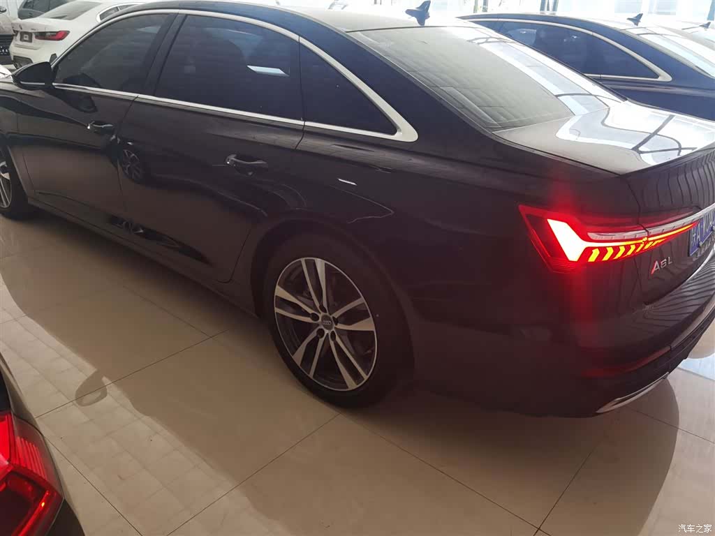 Audi A6L, 2021 11