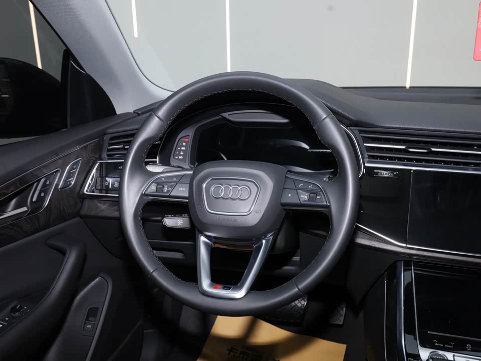 Audi Q8 Audi Q8