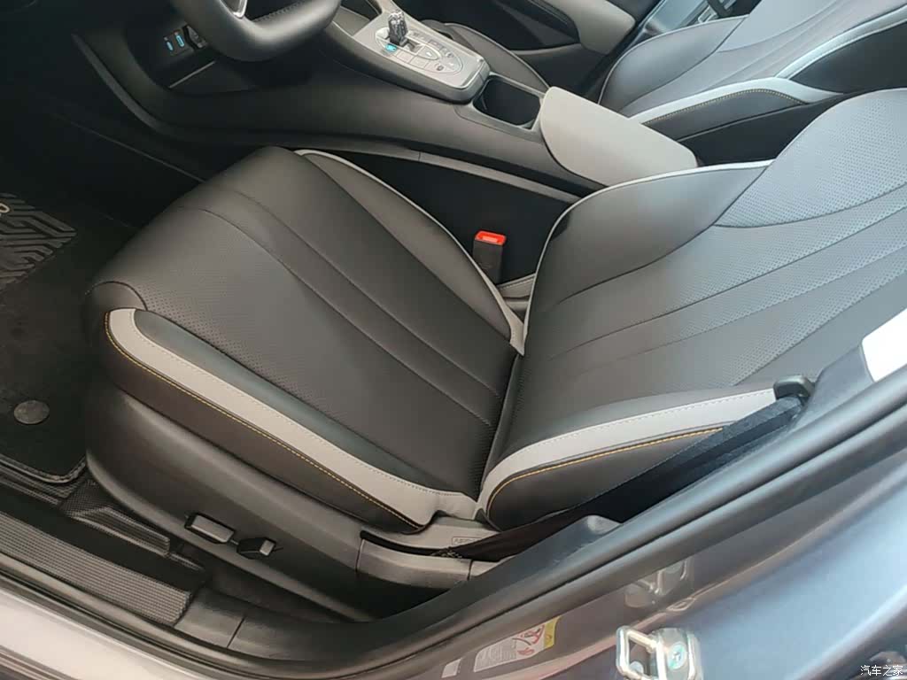 BYD HiAce, 2025 15