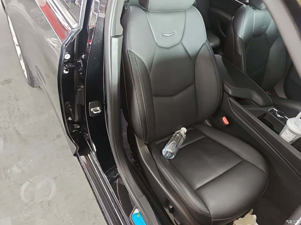 Cadillac CT5, 2020 25