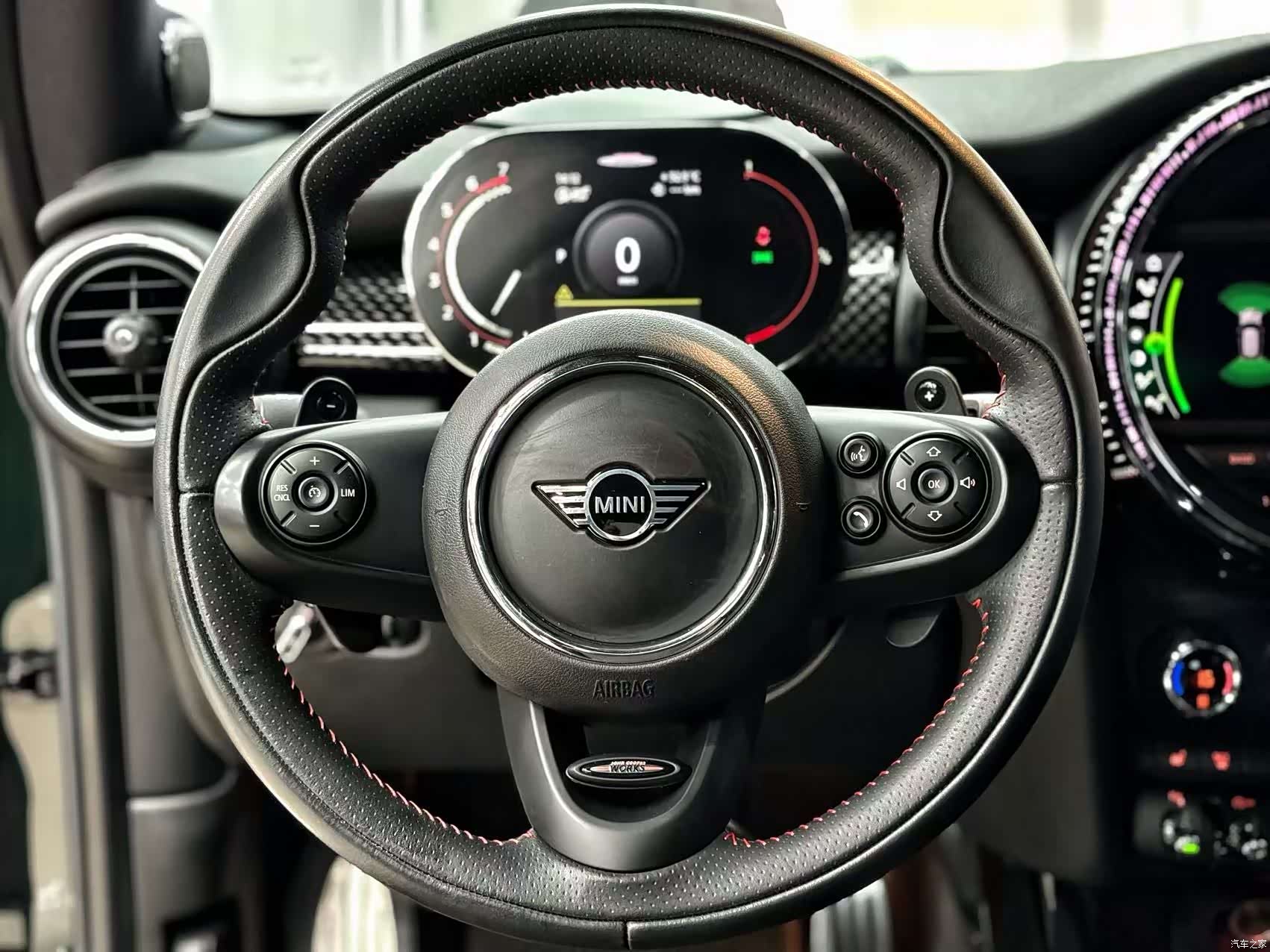 Mini Cooper, 2021 все фото