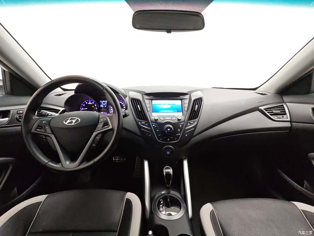 Hyundai Veloster, 2014 все фото