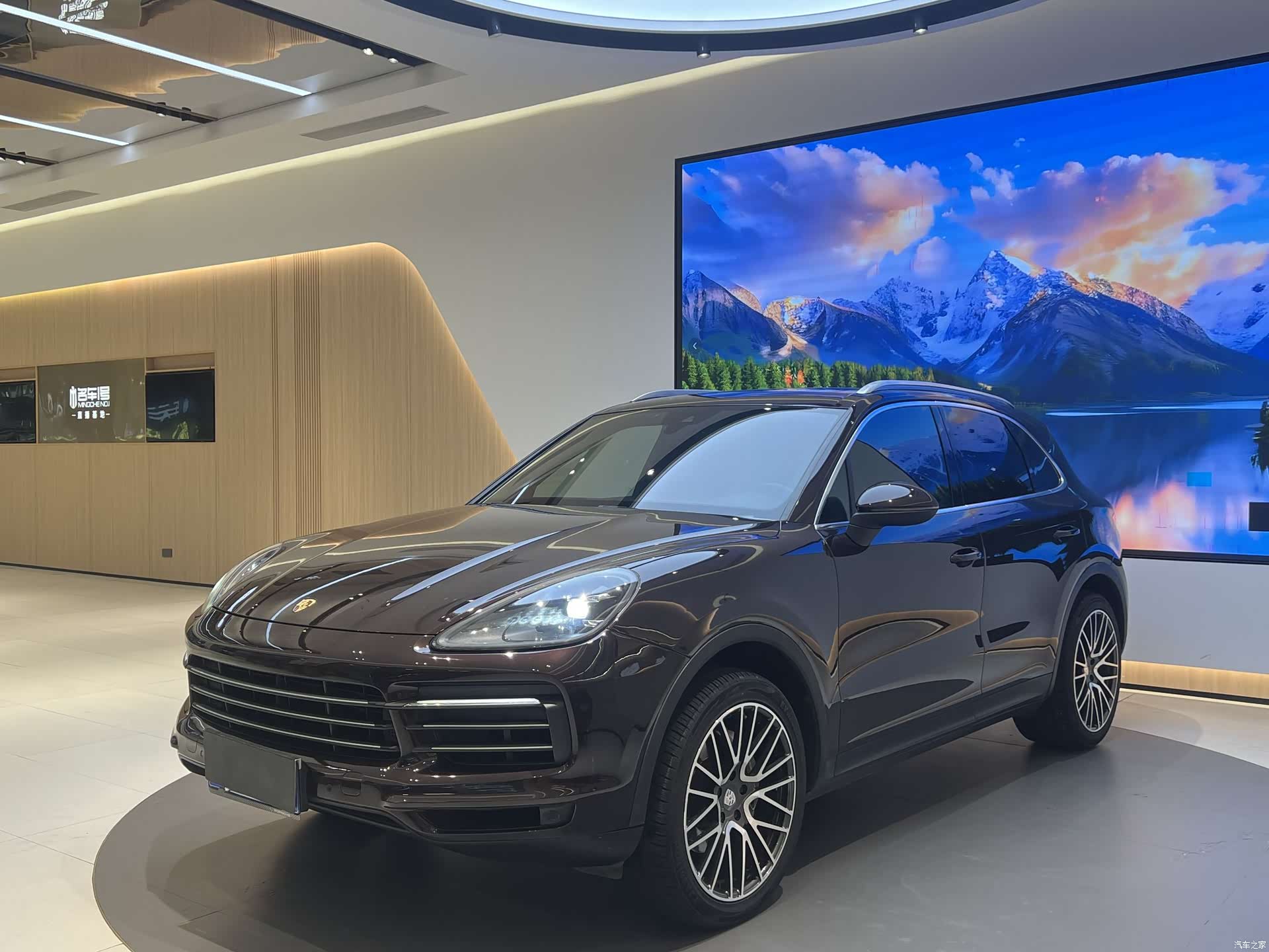 Porsche Cayenne, 2018 1