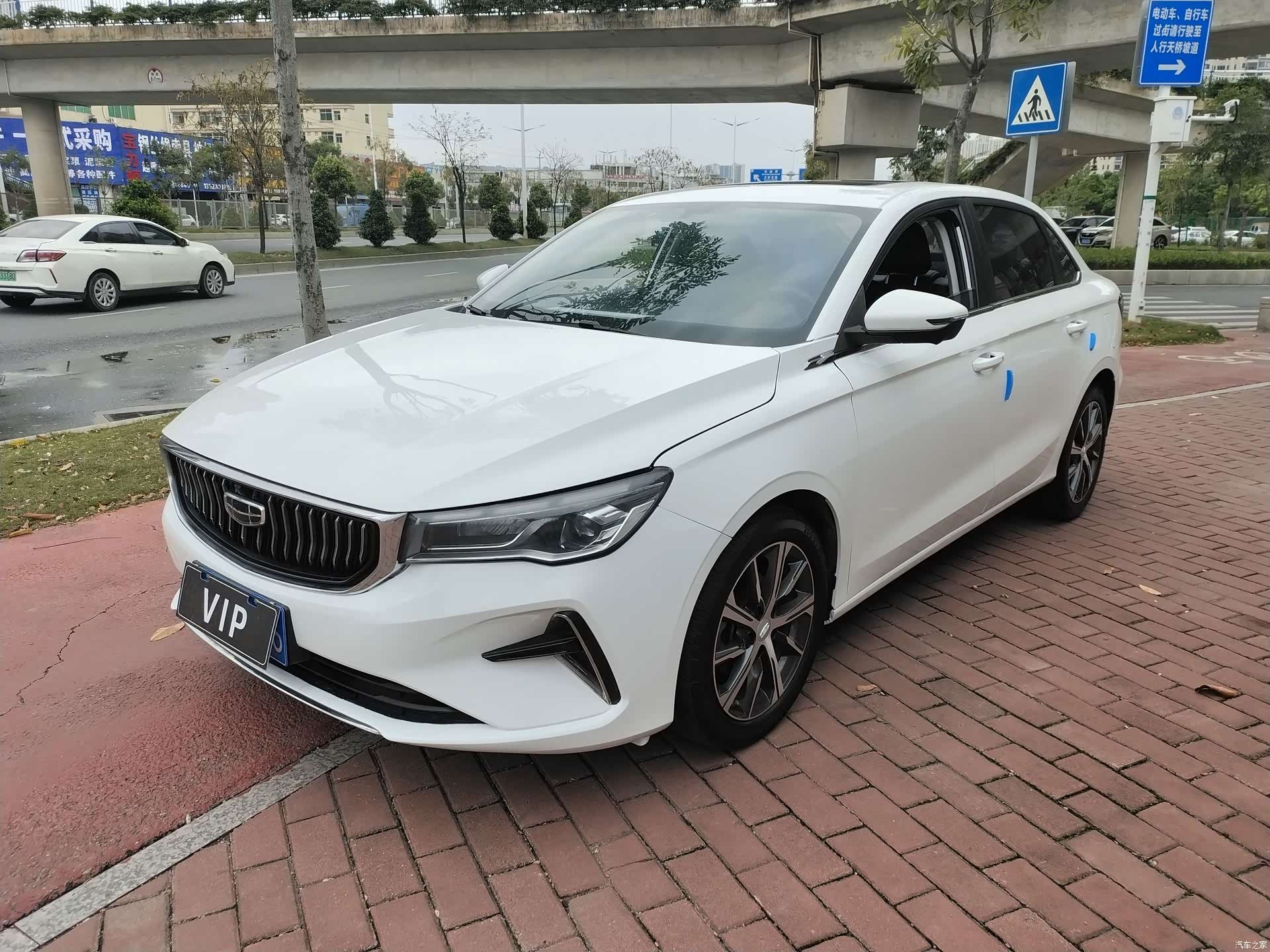 Geely Emgrand, 2022 2