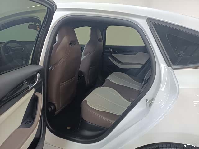 BYD Qin, 2024 8