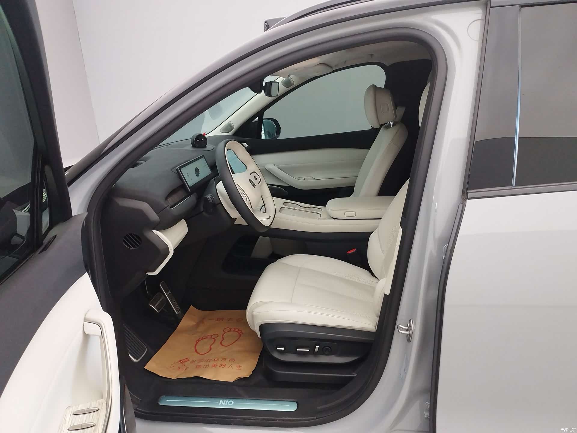 NIO ES7, 2023 11