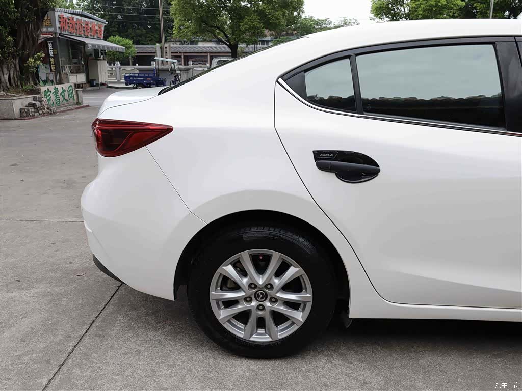 Mazda Mazda3, 2019 27