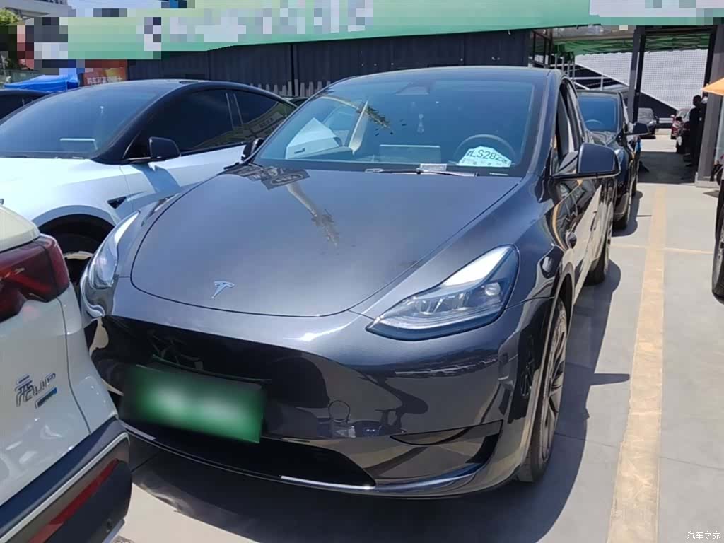 Tesla Model Y, 2024 3