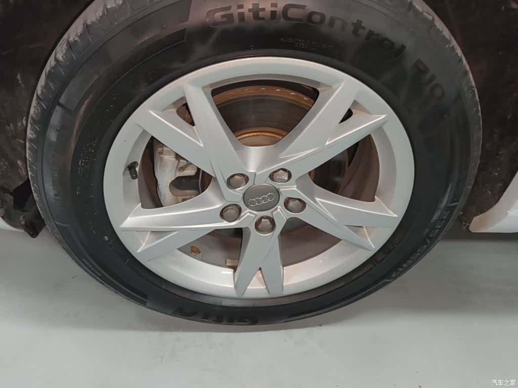 Audi Q3, 2017 23