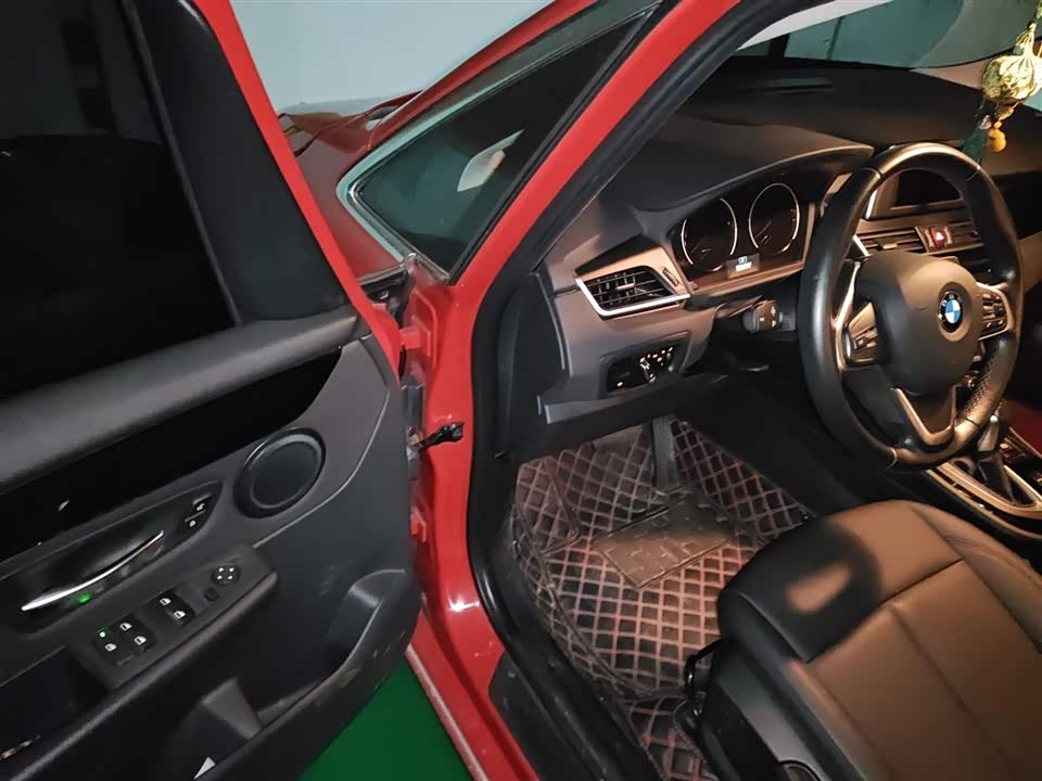 BMW 2 series station wagon