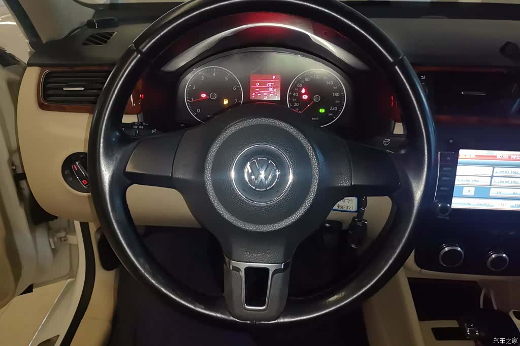 Volkswagen Bora, 2012 15