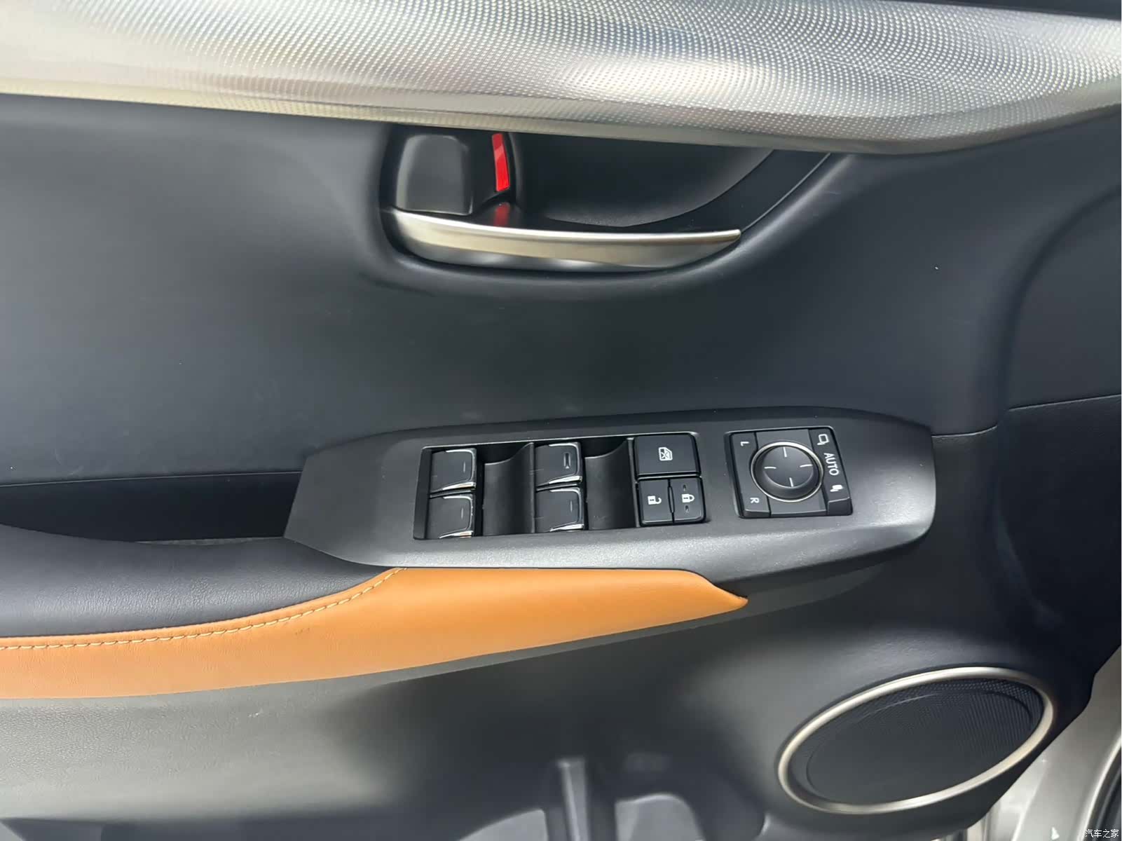 Lexus NX, 2019 14