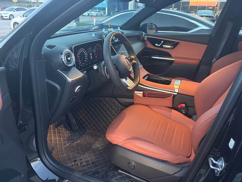 Mercedes-Benz GLC Mercedes-Benz GLC