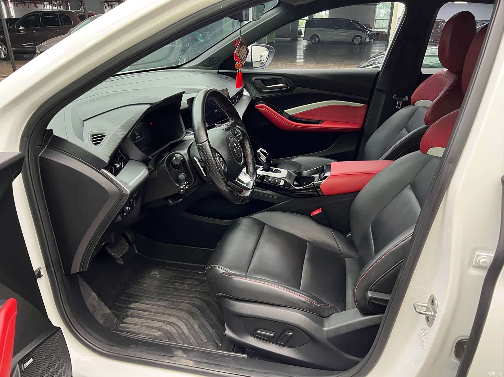 MG MG5, 2021 4