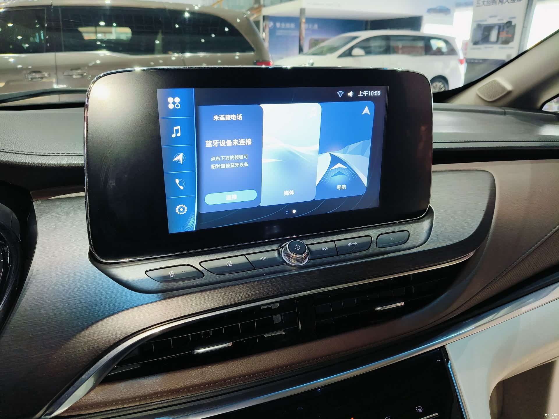 Buick GL8, 2022 10