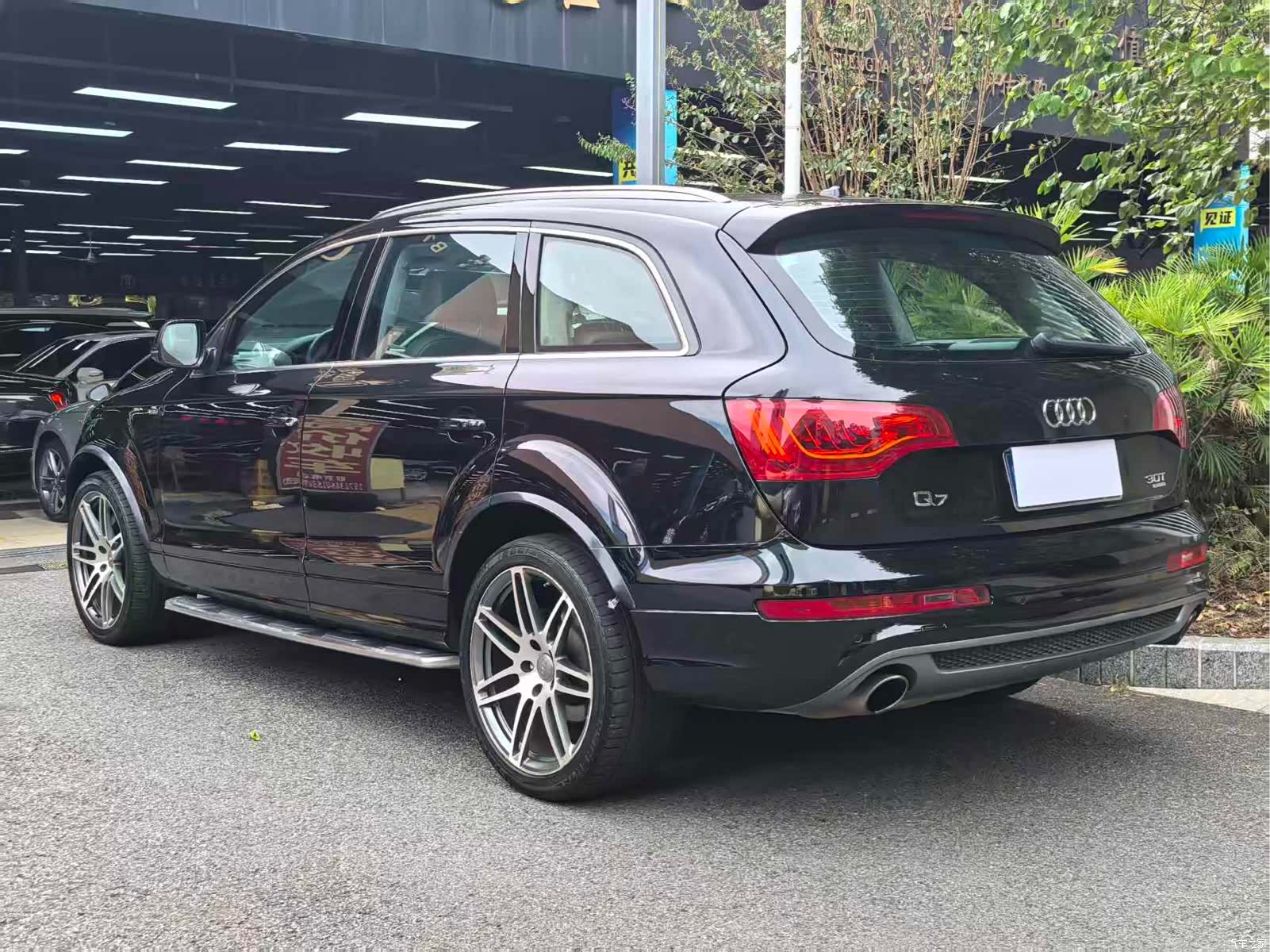 Audi Q7, 2013 3
