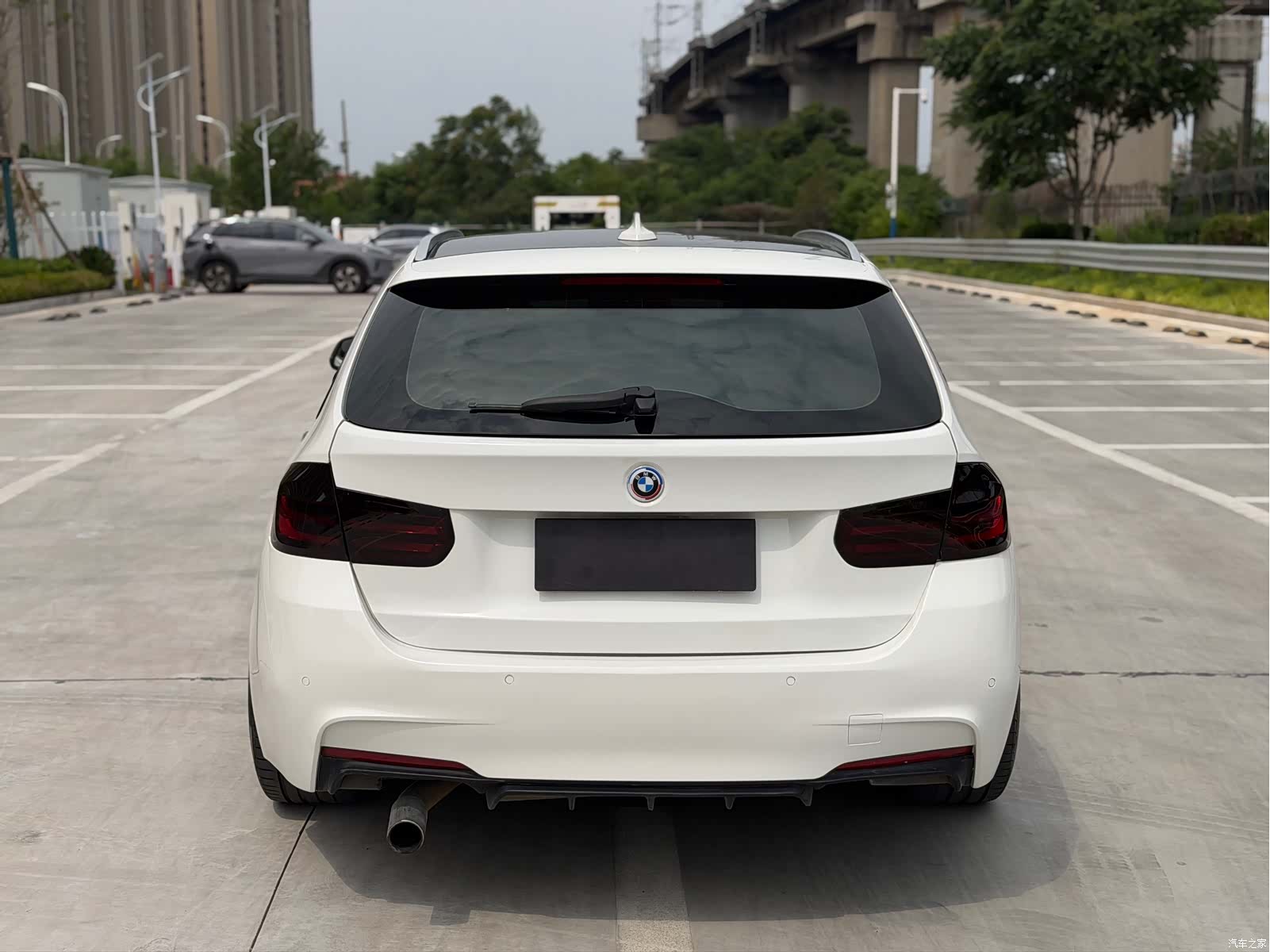 BMW 3 Series, 2015 все фото