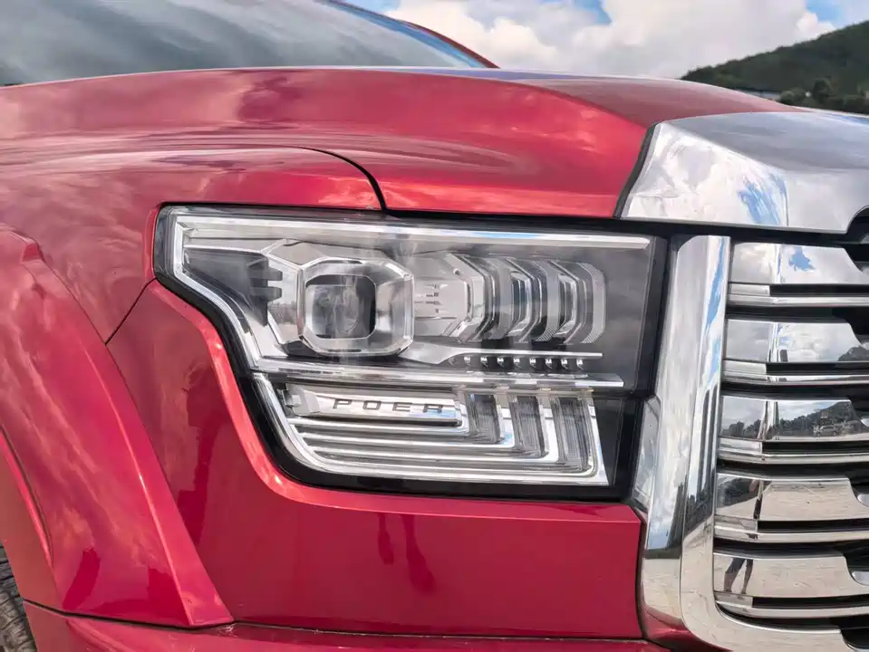 Great Wall Mountain and sea cannon