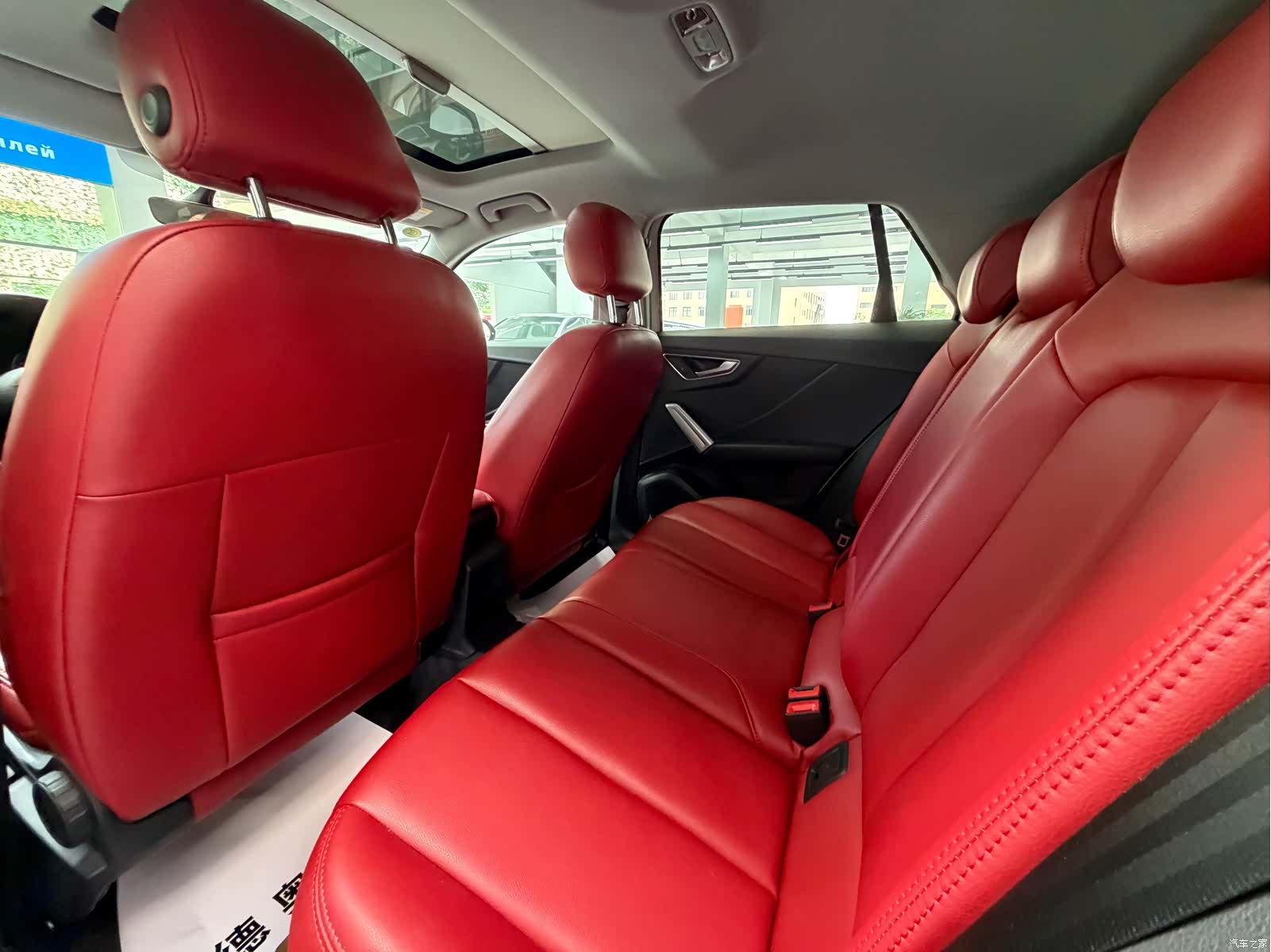 Audi Q2L, 2021 15