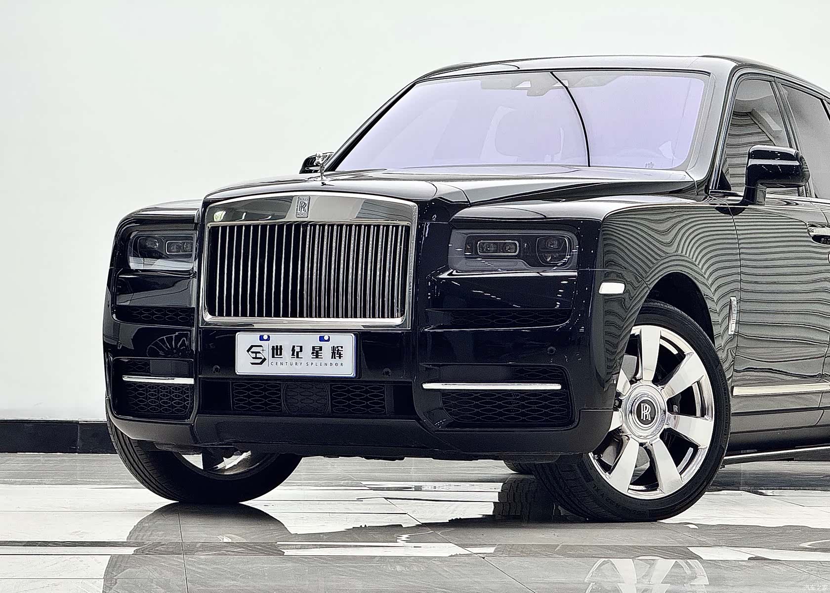 Rolls-Royce Cullinan, 2022 6