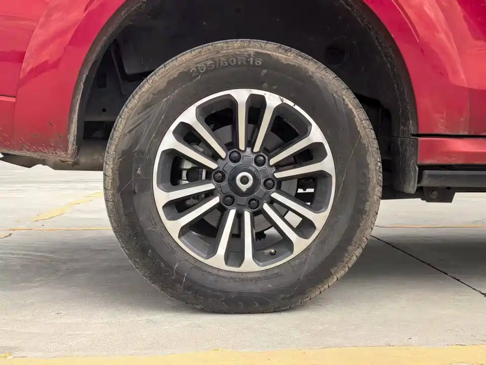 Great Wall Mountain and sea cannon