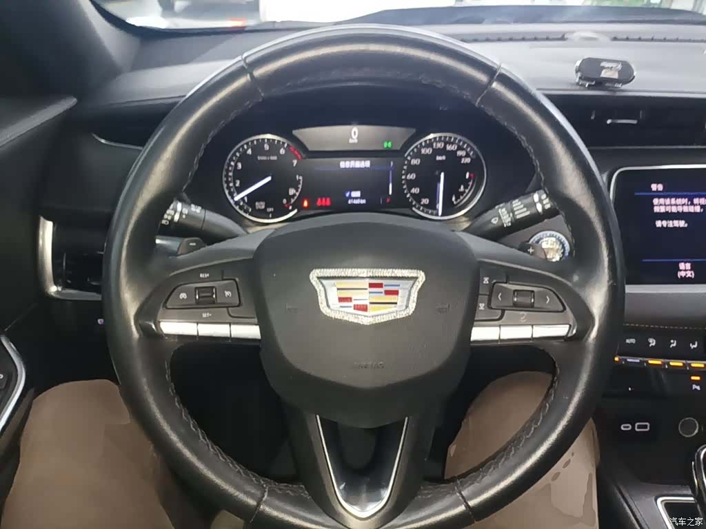 Cadillac XT4, 2021 11