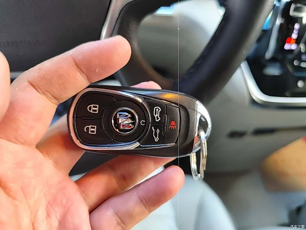 Buick GL8, 2021 9