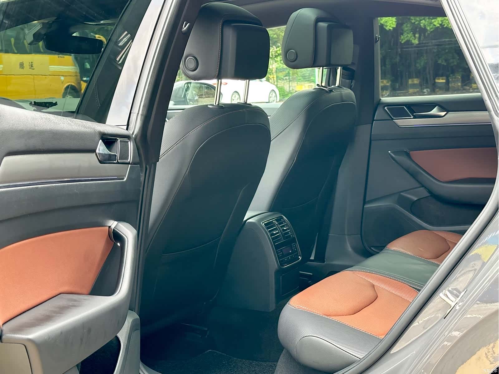 Volkswagen CC, 2019 11