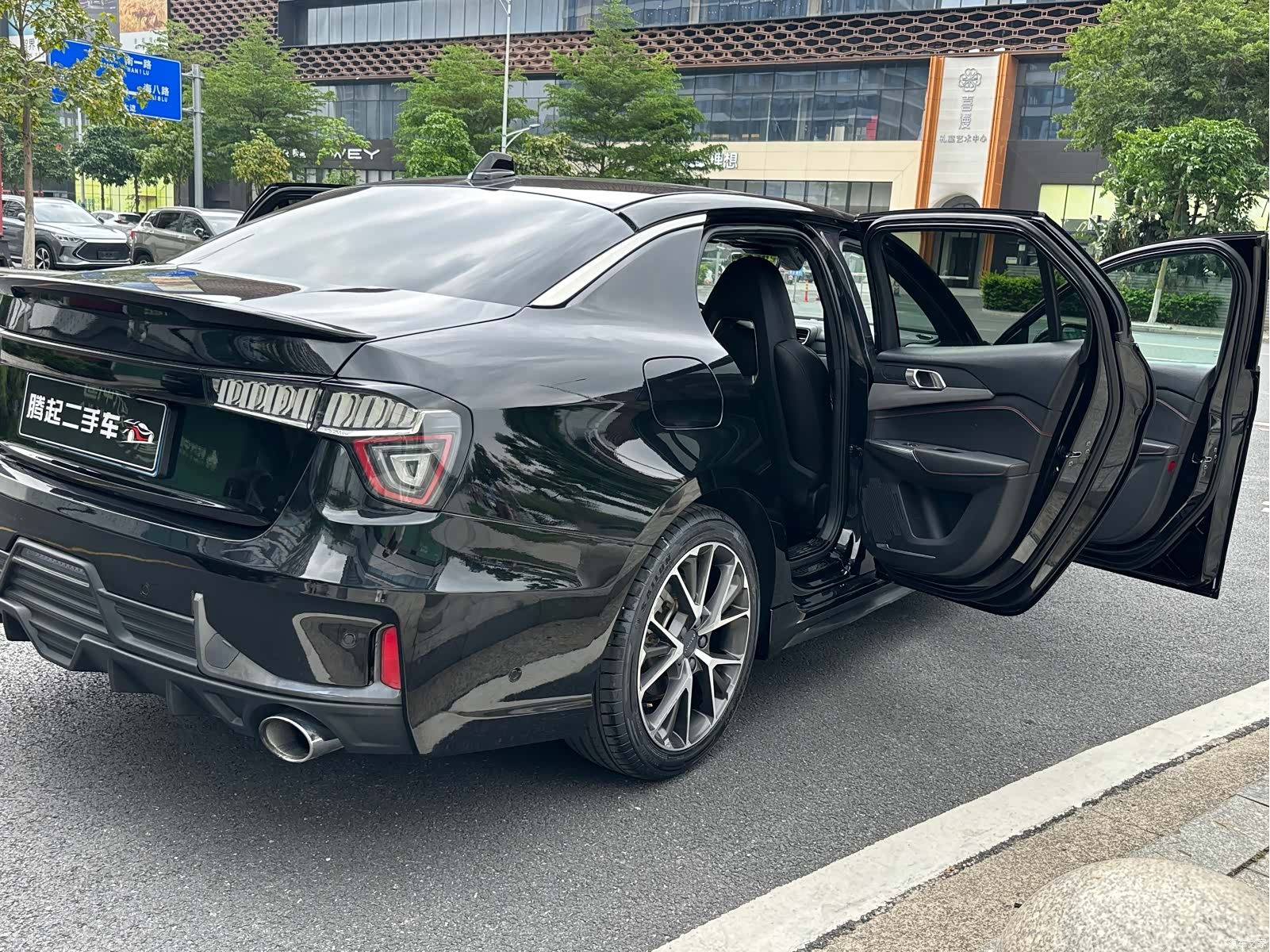 Lynk & Co 01, 2019 12