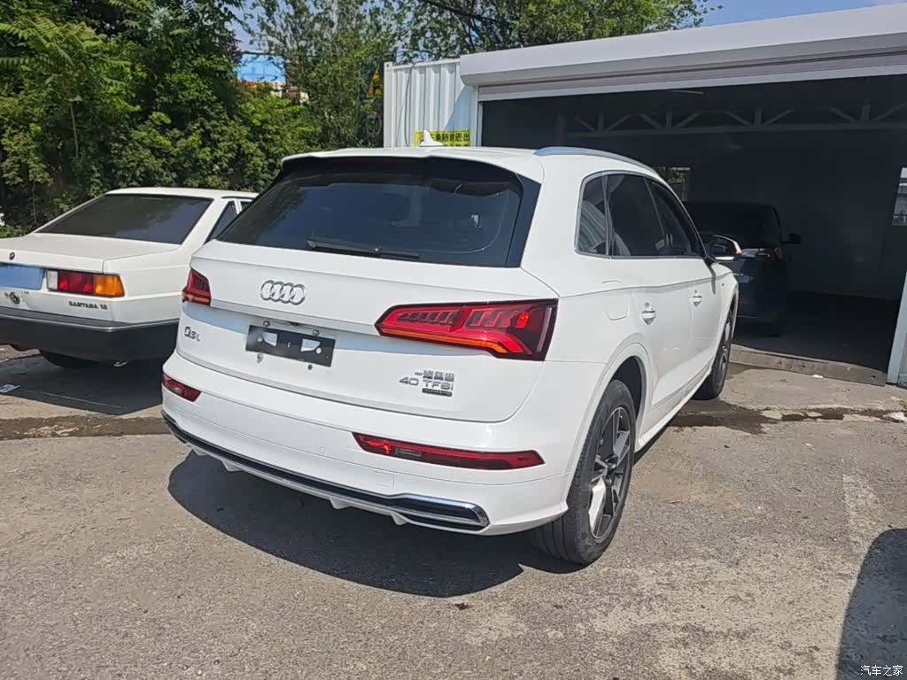 Audi Q5L, 2018 7