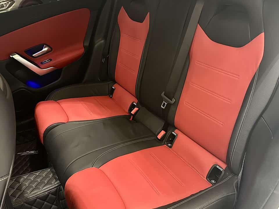 Mercedes-Benz CLA AMG