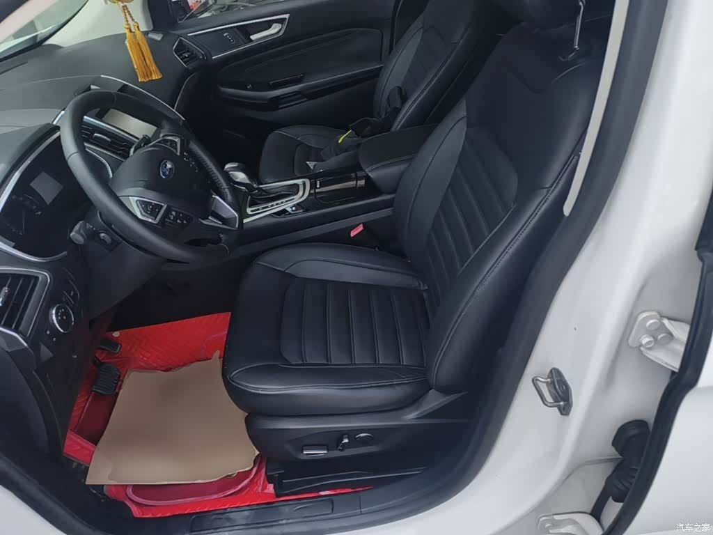 Ford Edge, 2015 11