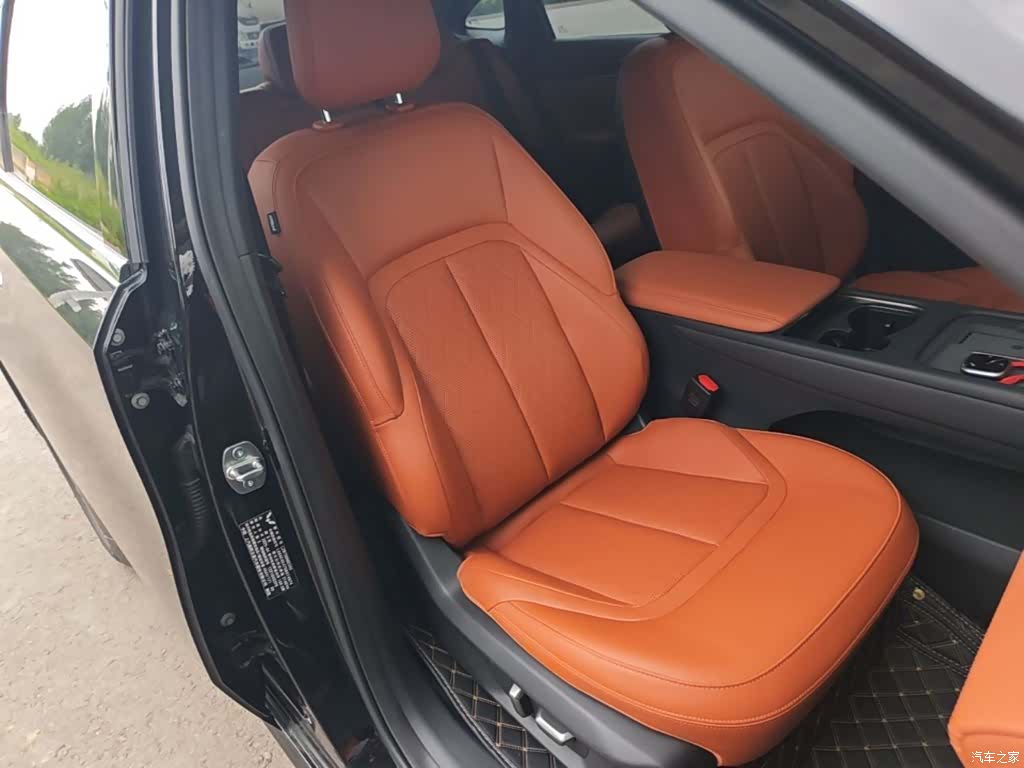 Wuling Starlight, 2025 20